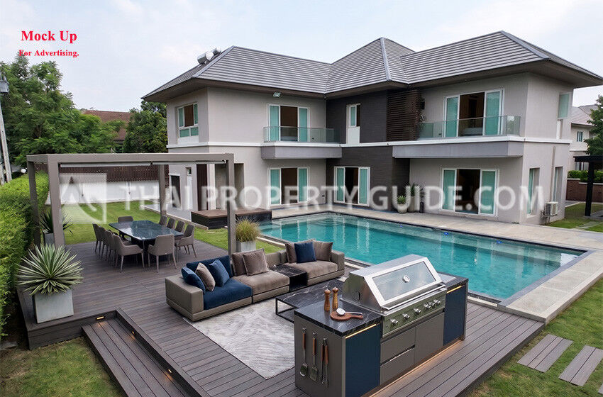 House with Private Pool